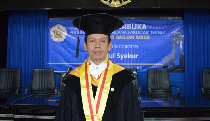 Raih Doktor Usai Teliti Resin Epoksi