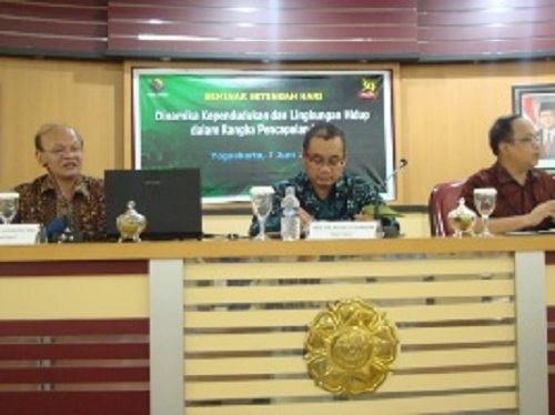 universitas gadjah mada capai mdgs 2015 indonesia hadapi universitas gadjah mada capai mdgs 2015 indonesia hadapi