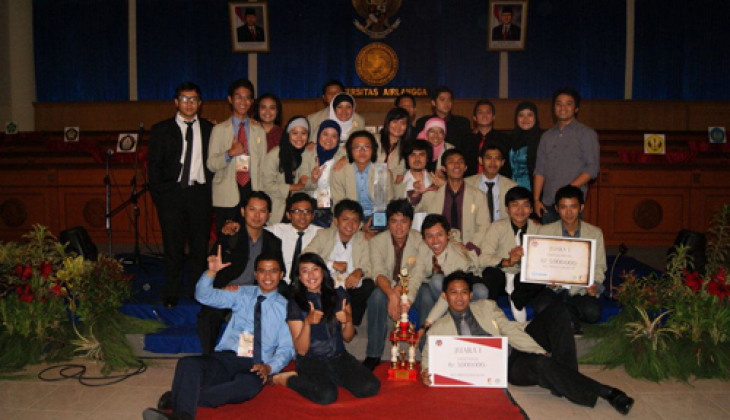 FH UGM Juara 1 Kompetisi Peradilan Semu Niaga Nasional