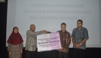 25 Mahasiswa Sekolah Vokasi UGM Terima Beasiswa Baitulmaal Muamalat
