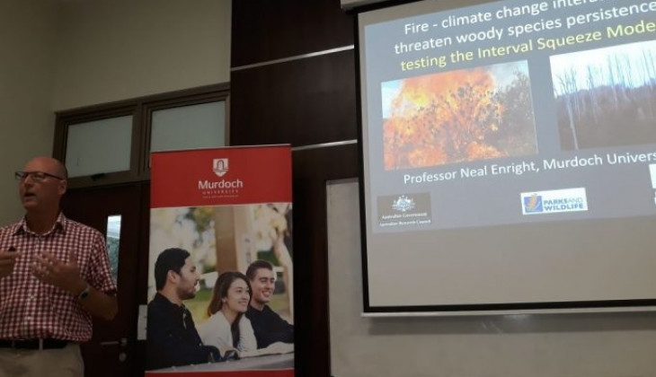 Pakar Ekologi Tumbuhan Mudroch University Berikan Kuliah Tamu di Fakultas Biologi UGM