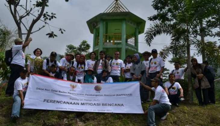 Peringati Satu Tahun Erupsi Merapi, PSBA UGM Gelar ToT Perencanaan Mitigasi Bencana