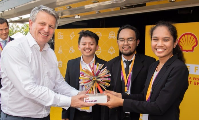 Tim Smart Car MCS UGM Juara Dunia Shell Ideas360