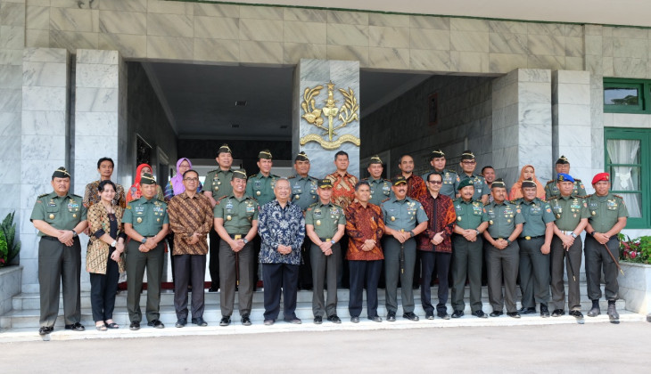 UGM Tingkatkan Kerja Sama dengan TNI AD dan Akmil