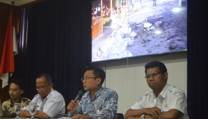 Terjangan Gelombang Tinggi di Pesisir Selatan DIY Akibatkan Kerugian Hingga 2 Miliar