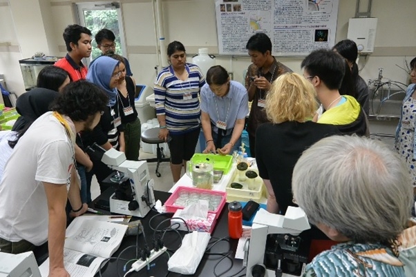Empat Mahasiswa UGM Raih Beasiswa Belajar Biologi Kelautan di Jepang