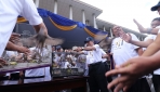 Rektor UGM Lepas Balon Berhadiah Tandai Dies ke-69