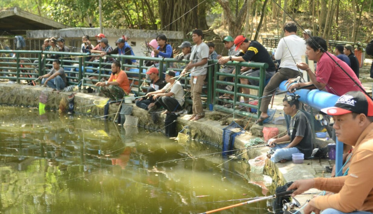 Wisdom Park UGM Selenggarakan Mancing Bersama dalam Rangka Kemerdekaan Indonesia