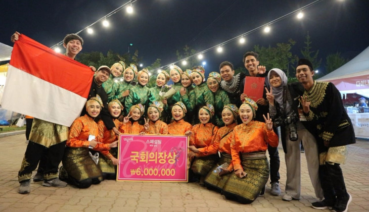 Rampoe UGM Juara Kompetisi Tari di Korea