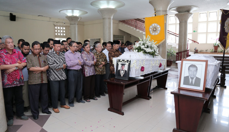 Guru Besar Prof Soedarsono dan Prof Kamsul Berpulang