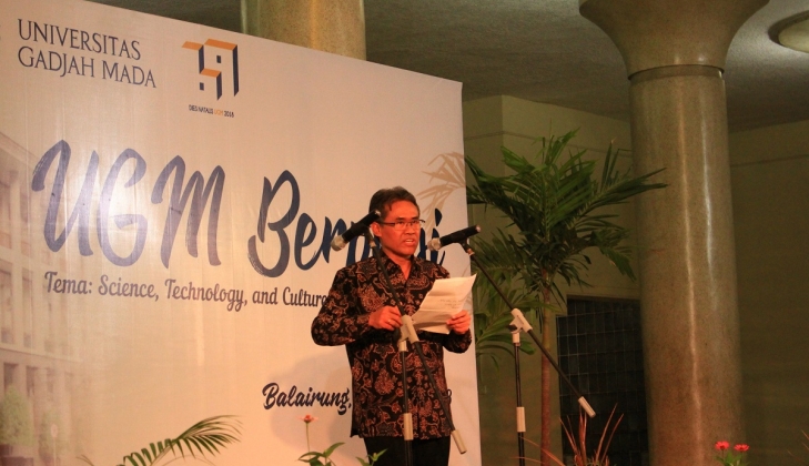 Satu Malam UGM Bersama Puisi