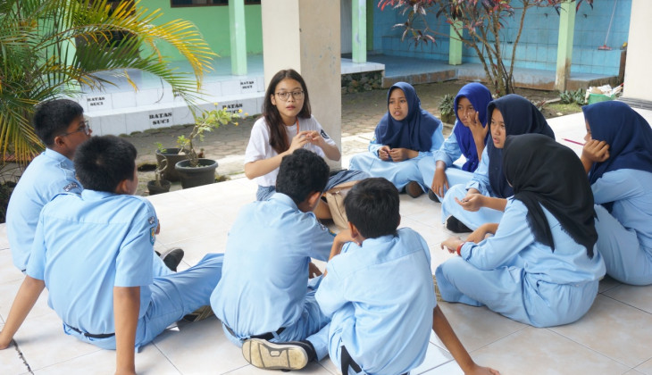 Mahasiswa UGM Sosialisasikan Bahaya Rokok dan Narkoba pada Siswa SMP