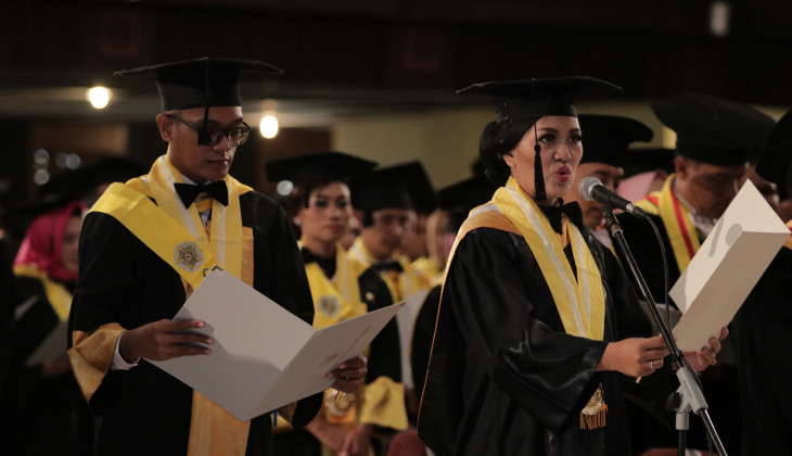 UGM Mewisuda 1.262 Lulusan Program Pascasarjana