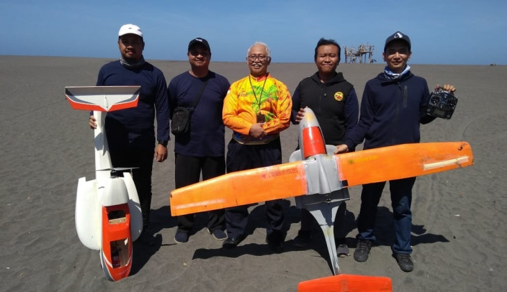 UGM Kembangkan Drone Amphibi Untuk Monitoring Kondisi Gunung Api   