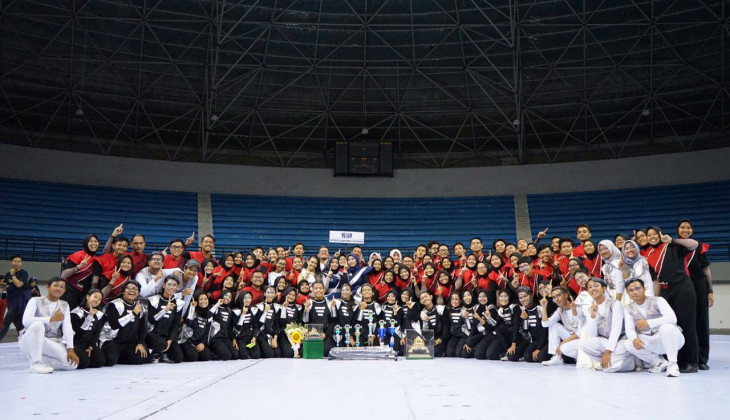 UGM Juara Umum Lomba Marching Band Piala Raja Hamengkubuwono