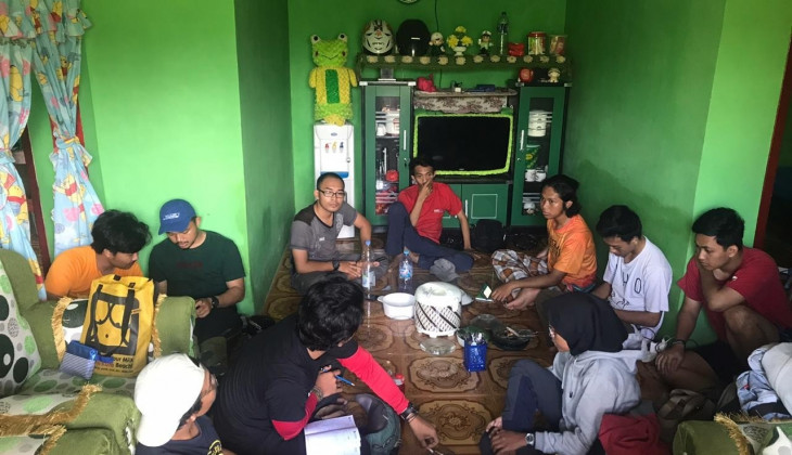 DERU UGM-Kagama Care Peduli Bencana Banten