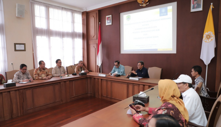 Angkat Ekonomi Petani Karet, Kabupaten PALI Gandeng UGM