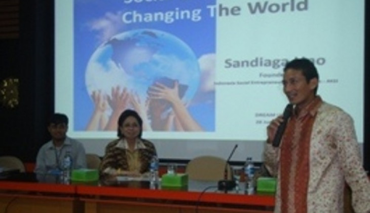 Sandiaga Uno dan Martha Tilaar Berbagi Pengalaman di DREaM 2011