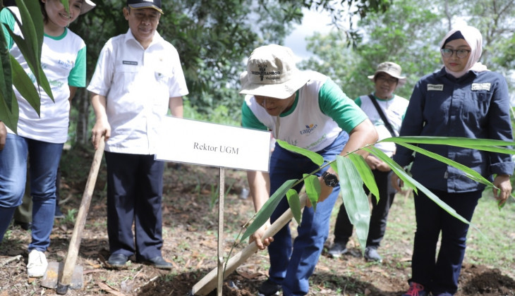 UGM Tanam Ribuan Bambu di Wanagama untuk Pelestarian Alam