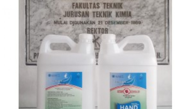 UGM Faculty of Engineering Produces Disinfectant and Hand Sanitizers