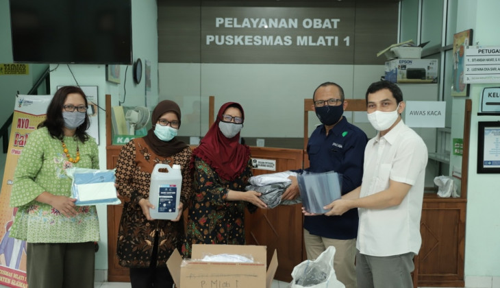 UGM-New Zealand Salurkan Bantuan Perlengkapan APD ke Fasilitas Kesehatan di Yogyakarta