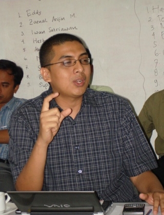 Zainal Arifin Mochtar: Moratorium Pembentukan Lembaga Negara Baru