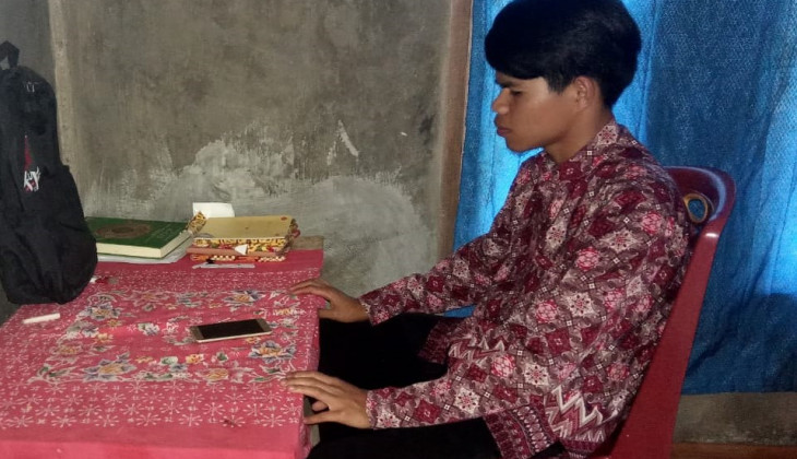 Kisah Muhammad Irsyad, Terus Berprestasi Meski Lahir dengan Keterbatasan