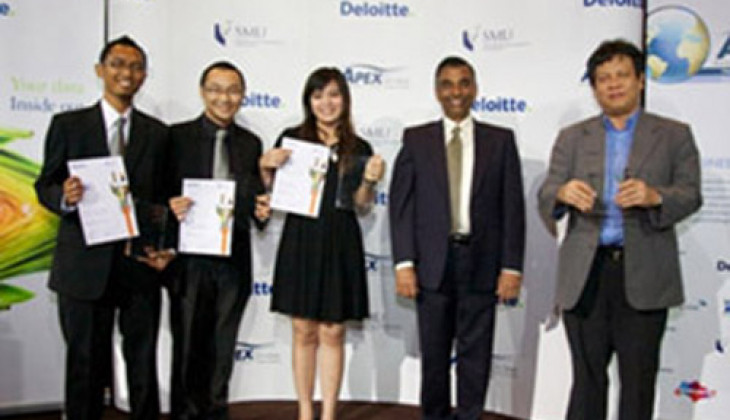 Tim Phinisi UGM Juara III dalam APEX Global Business-IT Case Challenge