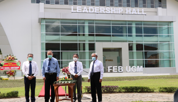 Rektor UGM Resmikan Gedung Hall Leadership Prodi Magister Manajemen   