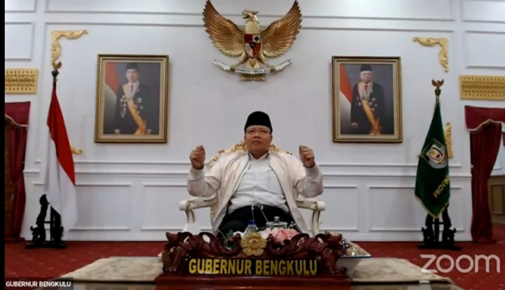 Governor of Bengkulu Encourages UGM Alumni to Keep Learning