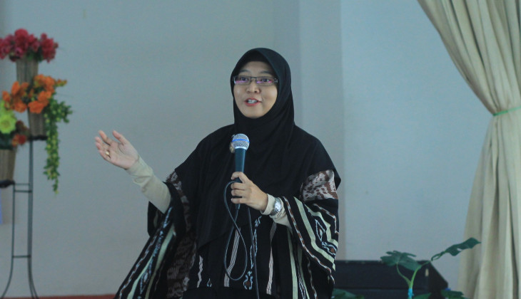 Bertha Maya Sopha Raih Penghargaan Distinguished Woman in Industry and Academia Award