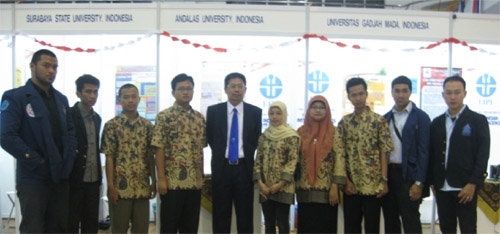 Mahasiswa UGM Raih Emas dan Best Award dalam i-ENVEX 2011