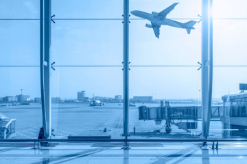 Cegah Varian Baru COVID-19 Masuk Indonesia, Kedatangan WNA Harus Dibatasi