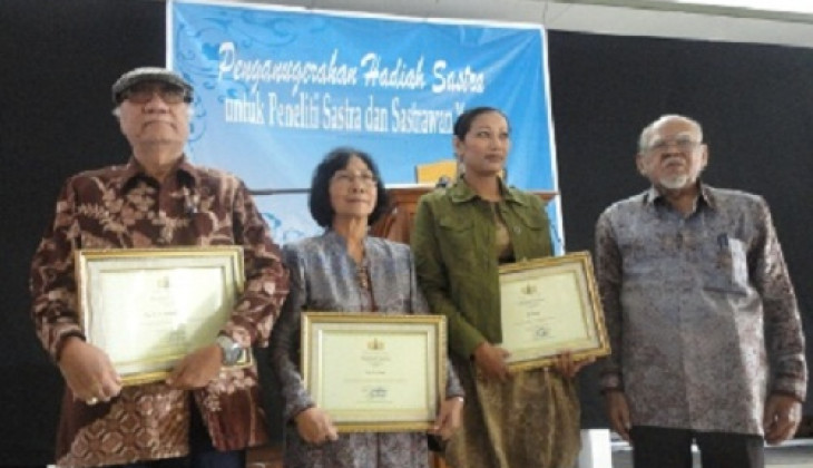 Tiga Sastrawan Terima Anugerah Hadiah Sastra Yogya