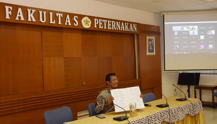 UGM to Develop Training Center for Cage-Free Egg Production