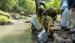 Jaga Kelestarian Lingkungan, UGM dan STP Tebar 20 Ribu Benih Ikan Sidat di Sungai Boyong
