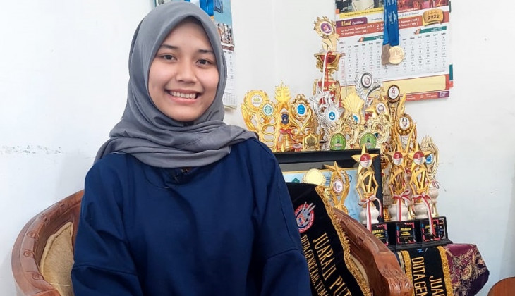 Kisah Shafna Puspita Sari Lolos Kuliah di UGM Program KIP-K