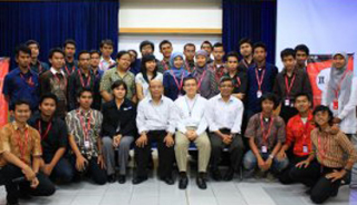 Tim UGM Terbaik dalam IUGC 2011