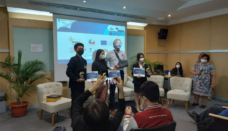 Mahasiswa Sekolah Vokasi UGM Juara Kompetisi Sales Se-Asia Tenggara