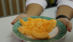 Mengenal Hikapel, Melon Mirip Apel Yang Lahir dari Komplain Emak-Emak