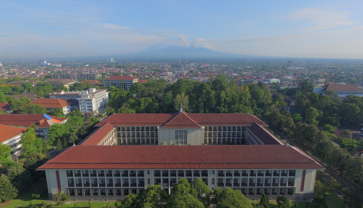 18,964 UGM Students Receive Scholarships, Director of Student Affairs Says