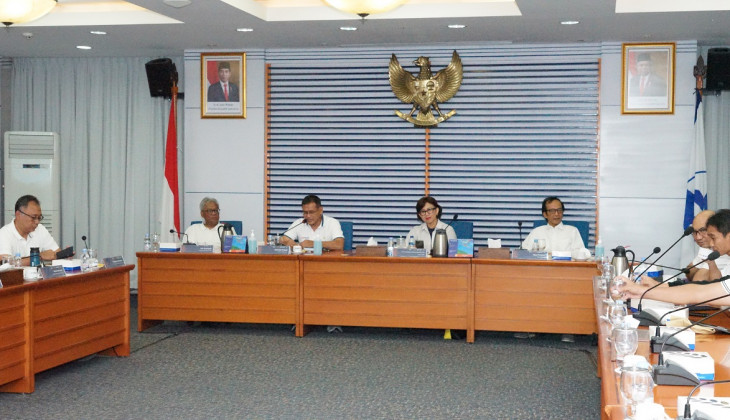 Rektor UGM Pererat Kerja Sama dengan Mitra Industri di Bontang, Kaltim