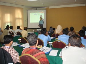 SMK RSBI se-DIY Rancang Modul Pembelajaran Lingkungan Hidup