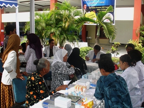 UGM dan Baznas Kick Off Infak Sejuta Buku