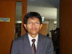 Teliti Tiga Karya Naturalistik, Siswadi Raih Doktor