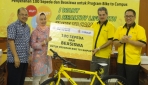 Dukung Program Lingkungan Kampus, Indosat Bantu 100 Sepeda