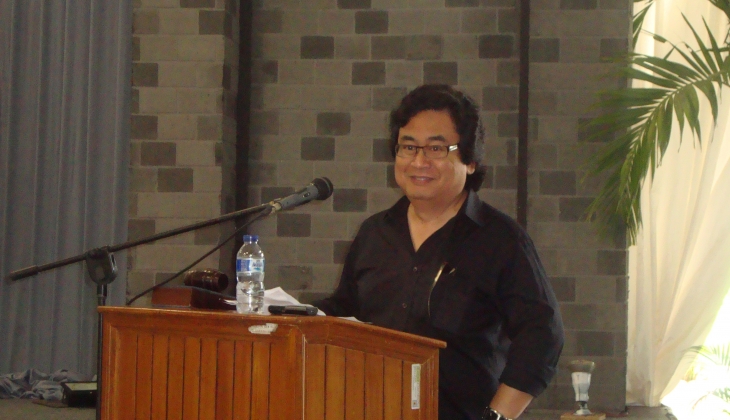 Mengubah Tradisi Regenerasi Politik Menuju Demokrasi Bermakna