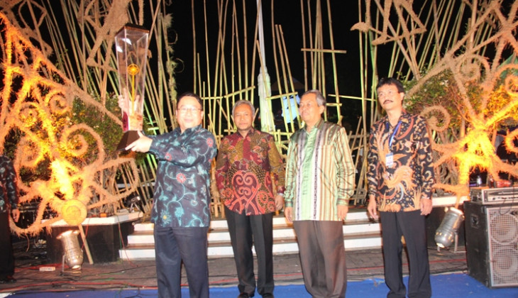 UGM Wins 27th National Student Week
