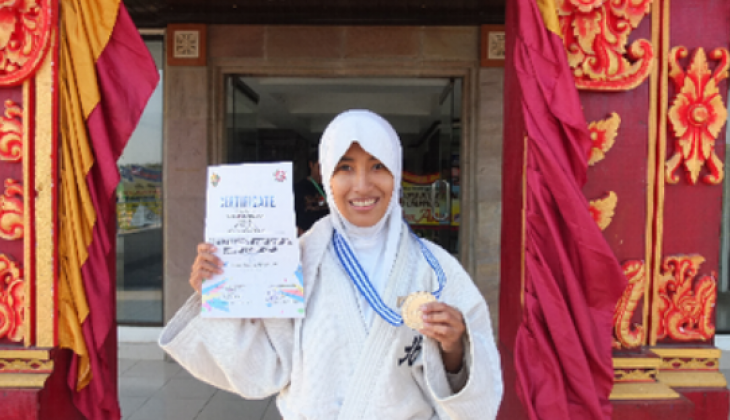 Aprilia Raih Perak di Bali Open International Judo Championship