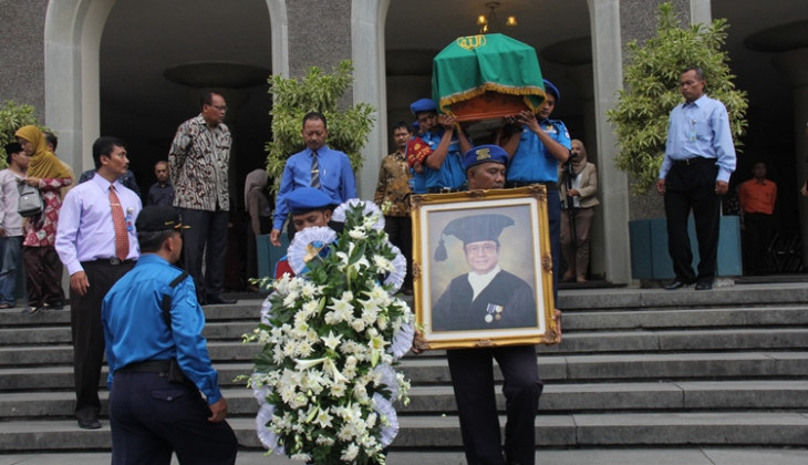 Prof. Maesadji, Guru Besar FK UGM Tutup Usia